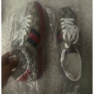 gucci sneakers